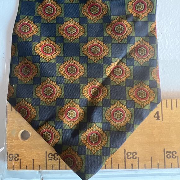 Tommy Hilfiger Men's Necktie 100% Silk Tie Dark Blue Medallion Print - Picture 5 of 5